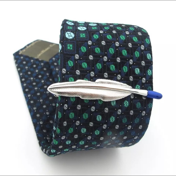 Feather Tie Clip - Silver Tone-2.5" long - Picture 1 of 2